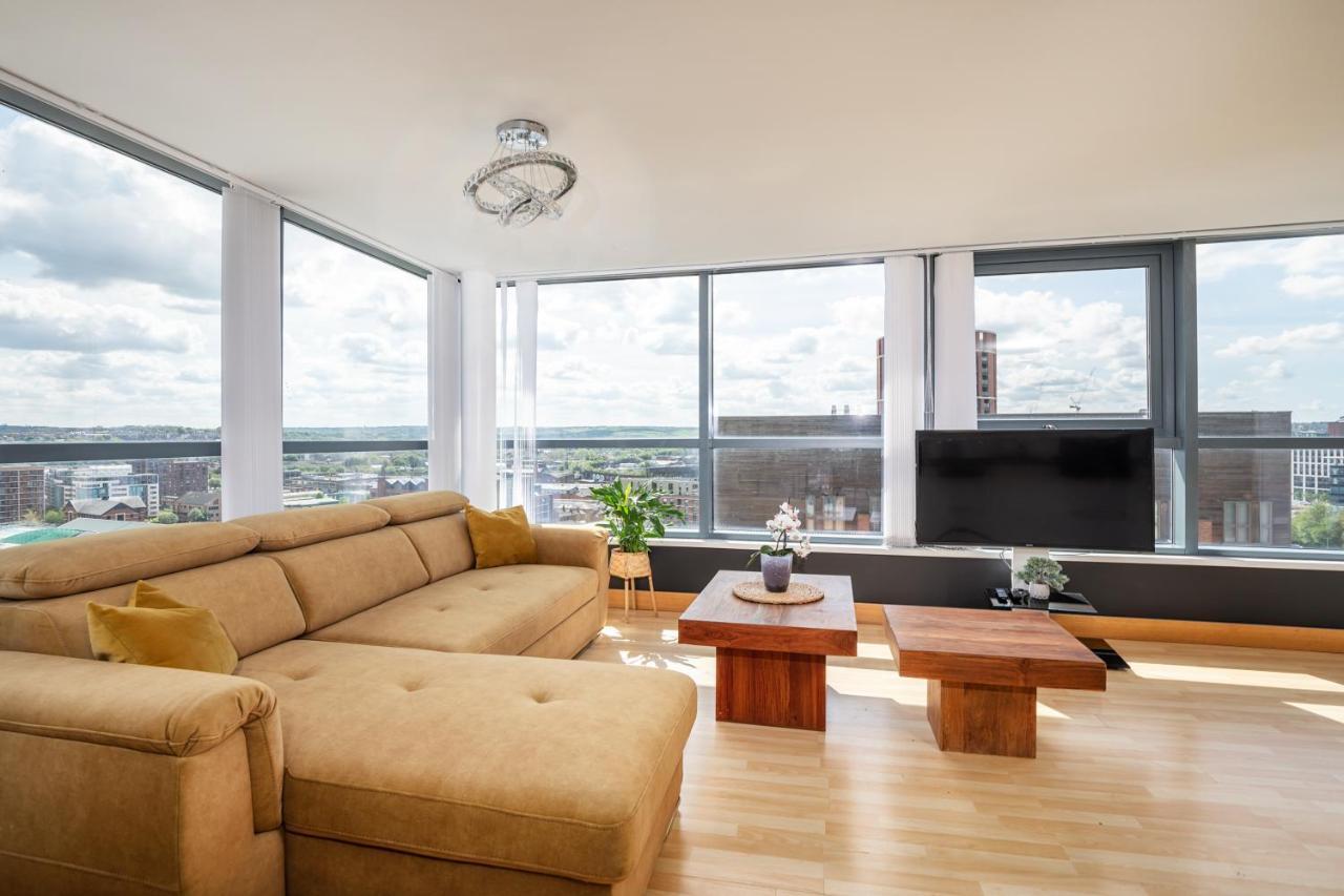 Апартаменты Leeds Most Stunning Penthouse! - Sleeps 8 Экстерьер фото