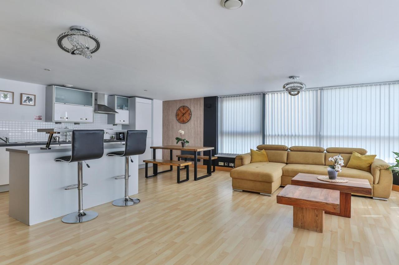 Апартаменты Leeds Most Stunning Penthouse! - Sleeps 8 Экстерьер фото